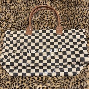 Checkered tote
